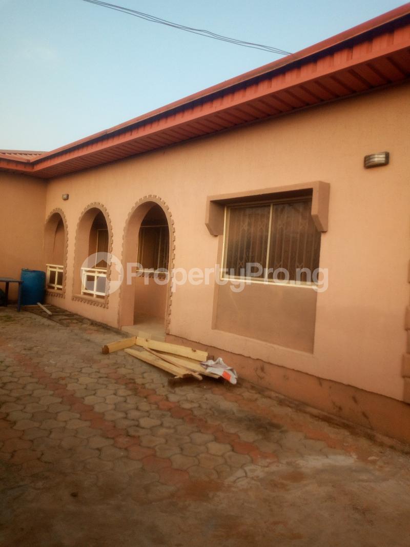3 bedroom House for rent Ologuneru Ibadan Oyo