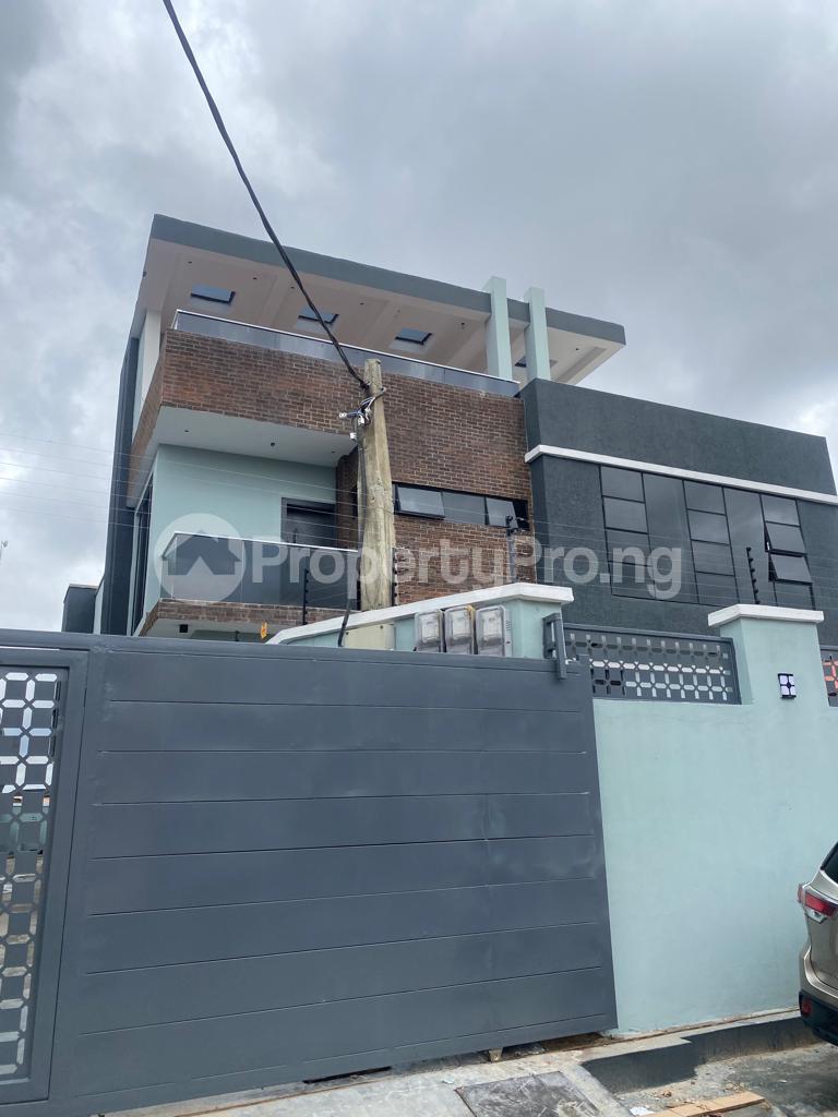 3 bedroom Flat / Apartment for rent Millenuim/UPS Gbagada Lagos