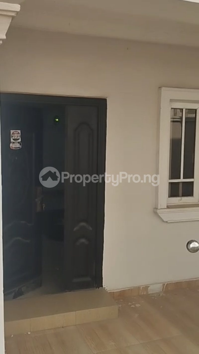 3 bedroom Flat / Apartment for sale Not Far To Akala Expressway Akala Express Ibadan Oyo