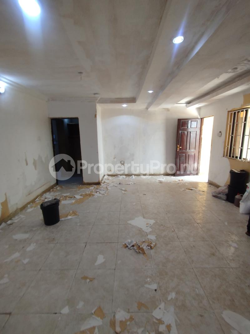 4 bedroom Flat / Apartment for rent Ajayi road Ogba Lagos