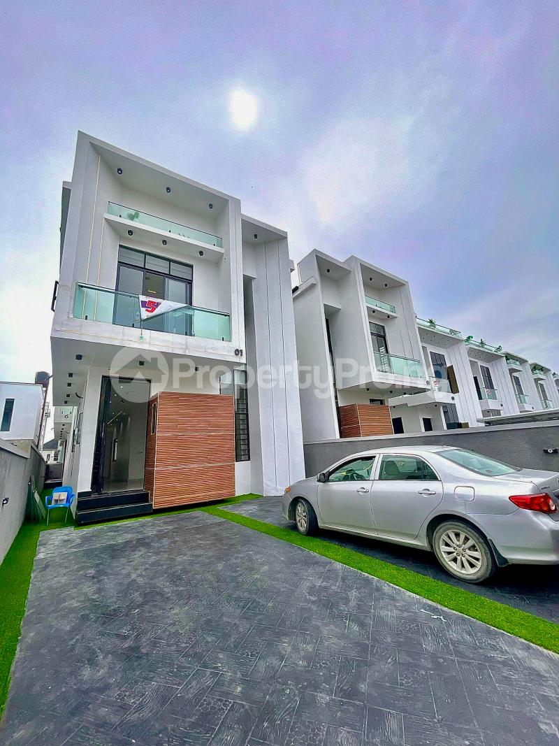 5 bedroom House for sale chevron Lekki Lagos