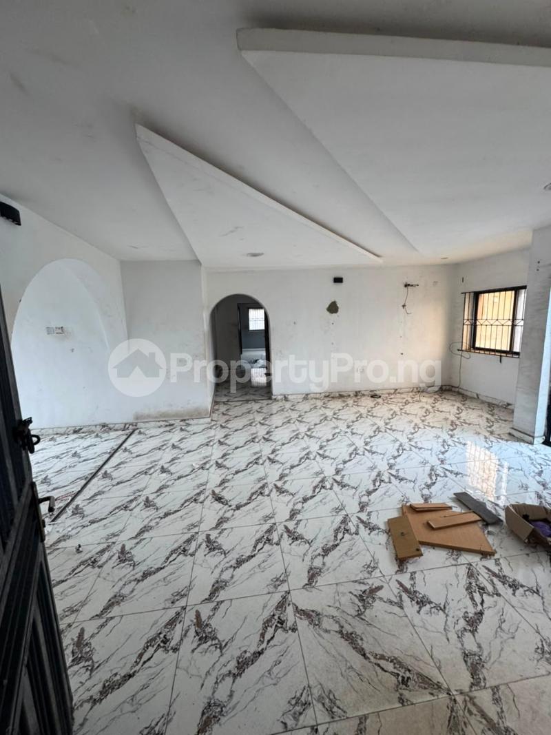 3 bedroom Flat / Apartment for rent Soluyi Gbagada Lagos