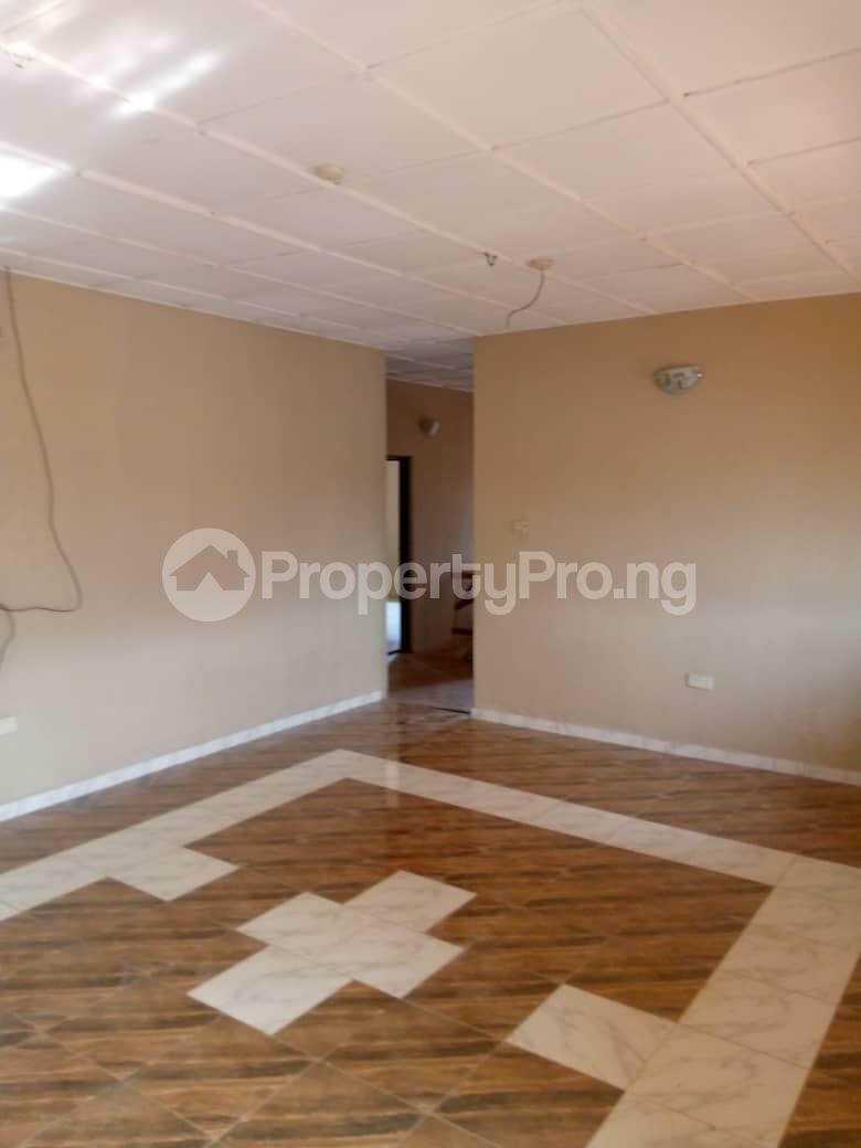 3 bedroom House for rent At Obawole Area Ifako-ogba Ogba Lagos