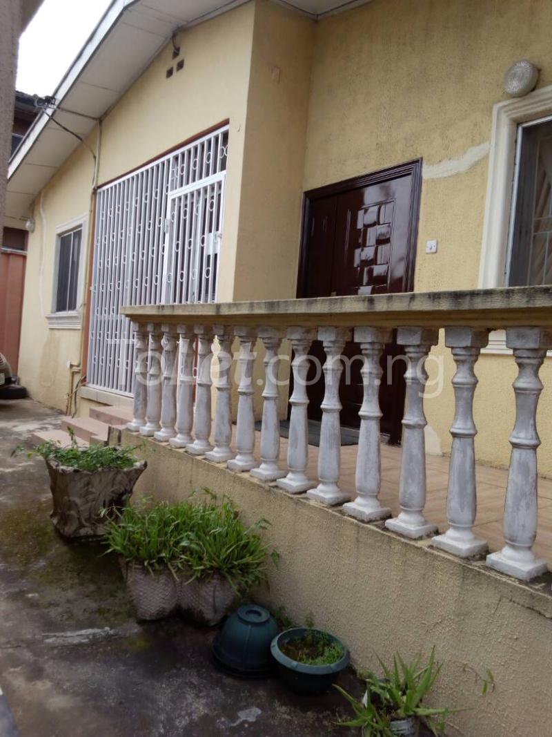 3 bedroom House for rent Adeola Street Medina Gbagada Lagos