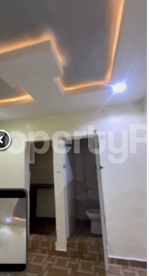 1 bedroom Flat / Apartment for rent Pedro Shomolu Lagos - 3