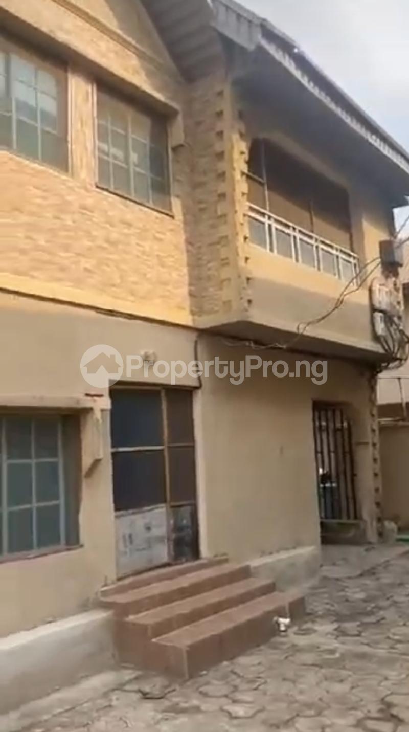 3 bedroom House for sale Alidada Ago palace Okota Lagos