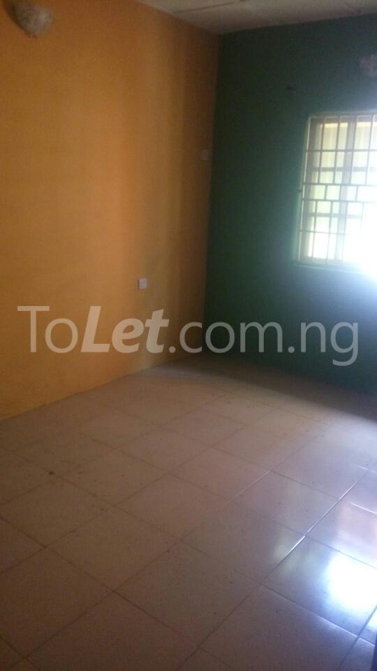 1 bedroom Flat / Apartment for rent Idimu Ejigbo Estate. Lagos Mainland Ejigbo Ejigbo Lagos