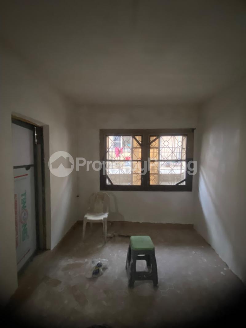1 bedroom Flat / Apartment for rent Somolu Shomolu Shomolu Lagos - 0