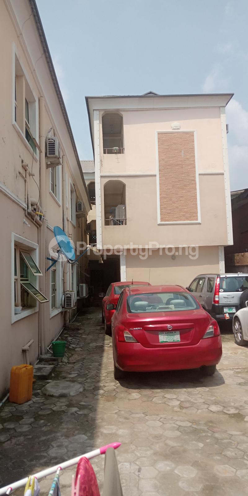 1 Bedroom Flat / Apartment in Fola Agoro Yaba Lagos Flat / Apartment