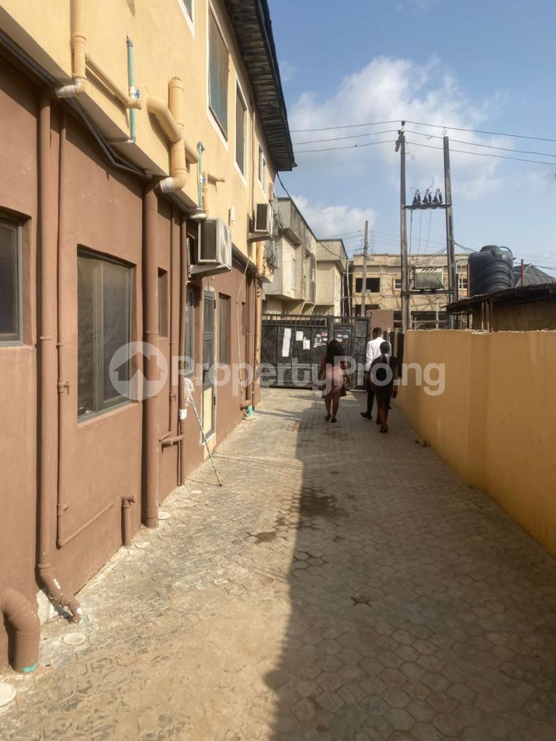 1 bedroom Flat / Apartment for rent Bajulaiye Shomolu Shomolu Lagos