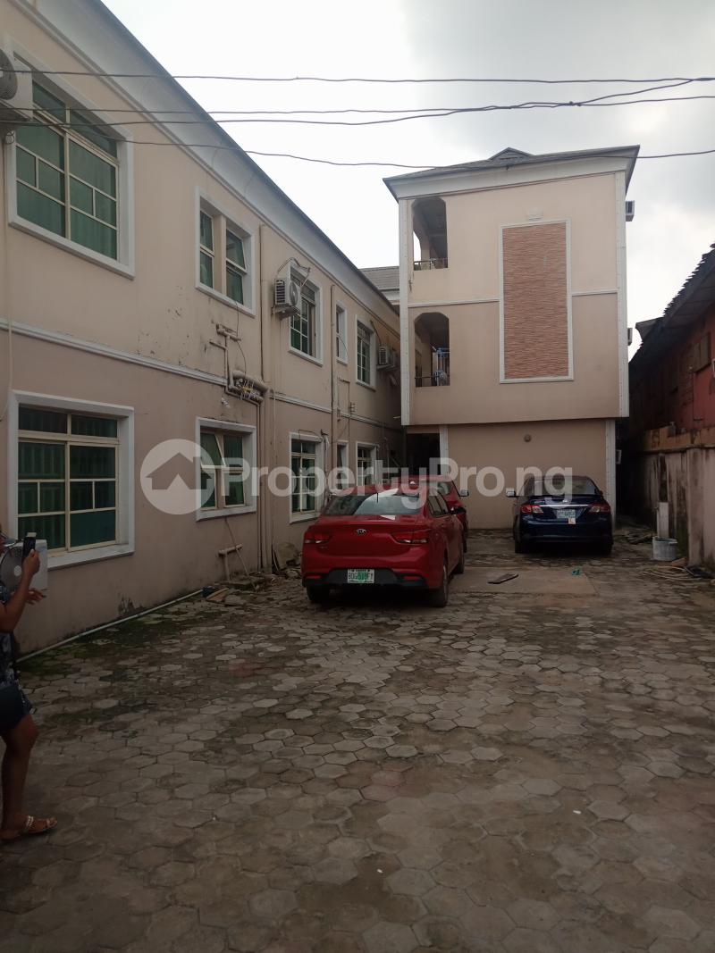 1 bedroom Flat / Apartment for rent Folagoro Fola Agoro Yaba Lagos