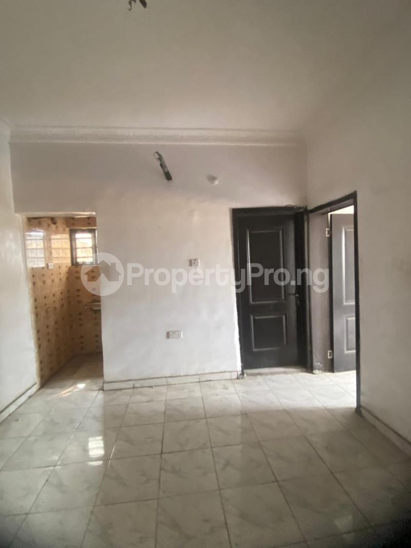 1 bedroom Flat / Apartment for rent Alagomeji Alagomeji Yaba Lagos