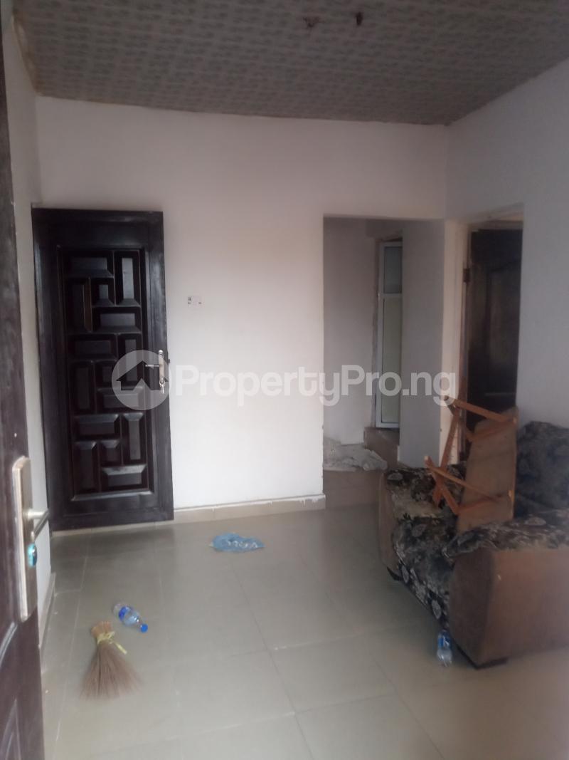 1 bedroom Flat / Apartment for rent Bajulaiye Bariga Shomolu Lagos