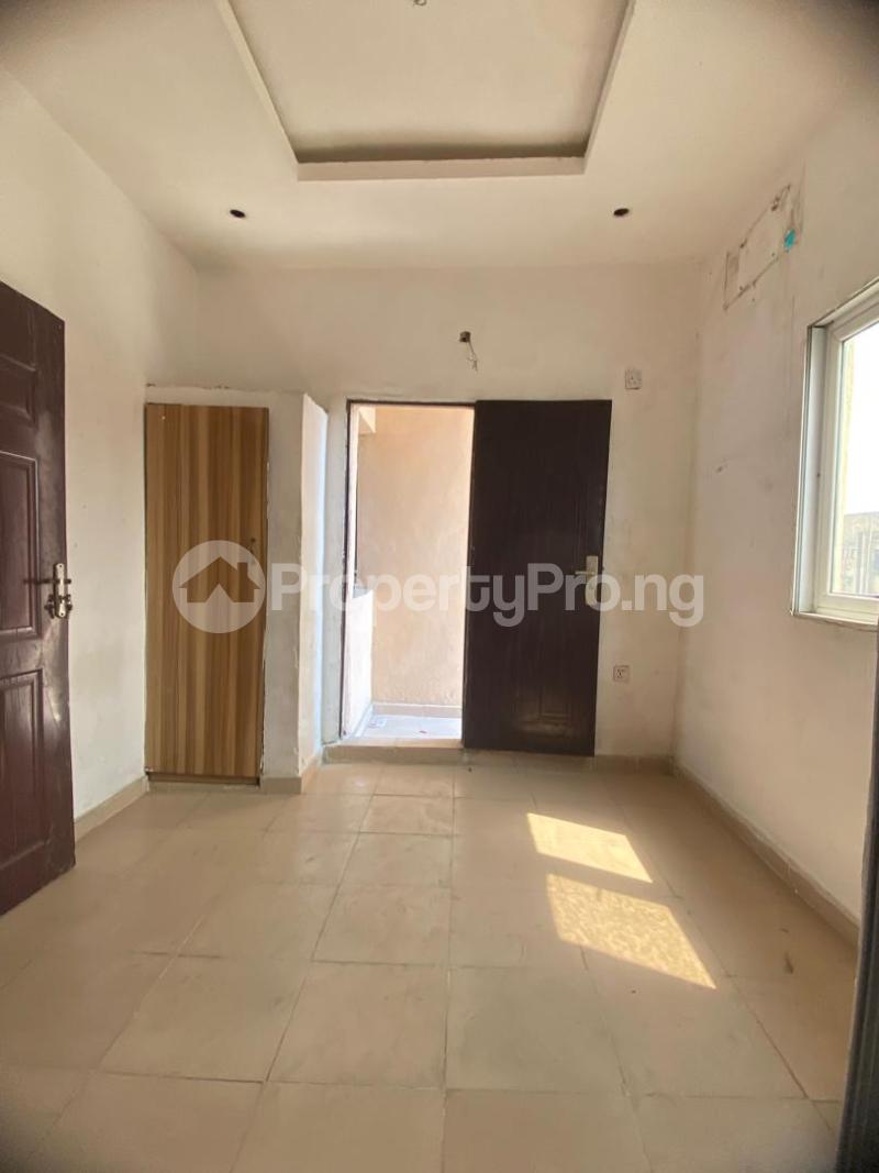 1 bedroom Flat / Apartment for rent  Shomolu Lagos