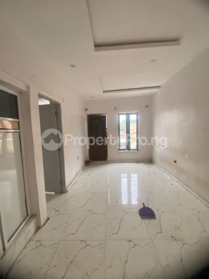 1 bedroom Flat / Apartment for rent  Jibowu Yaba Lagos