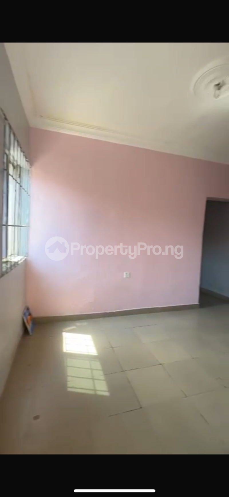 1 bedroom Flat / Apartment for rent Akoka Yaba Lagos