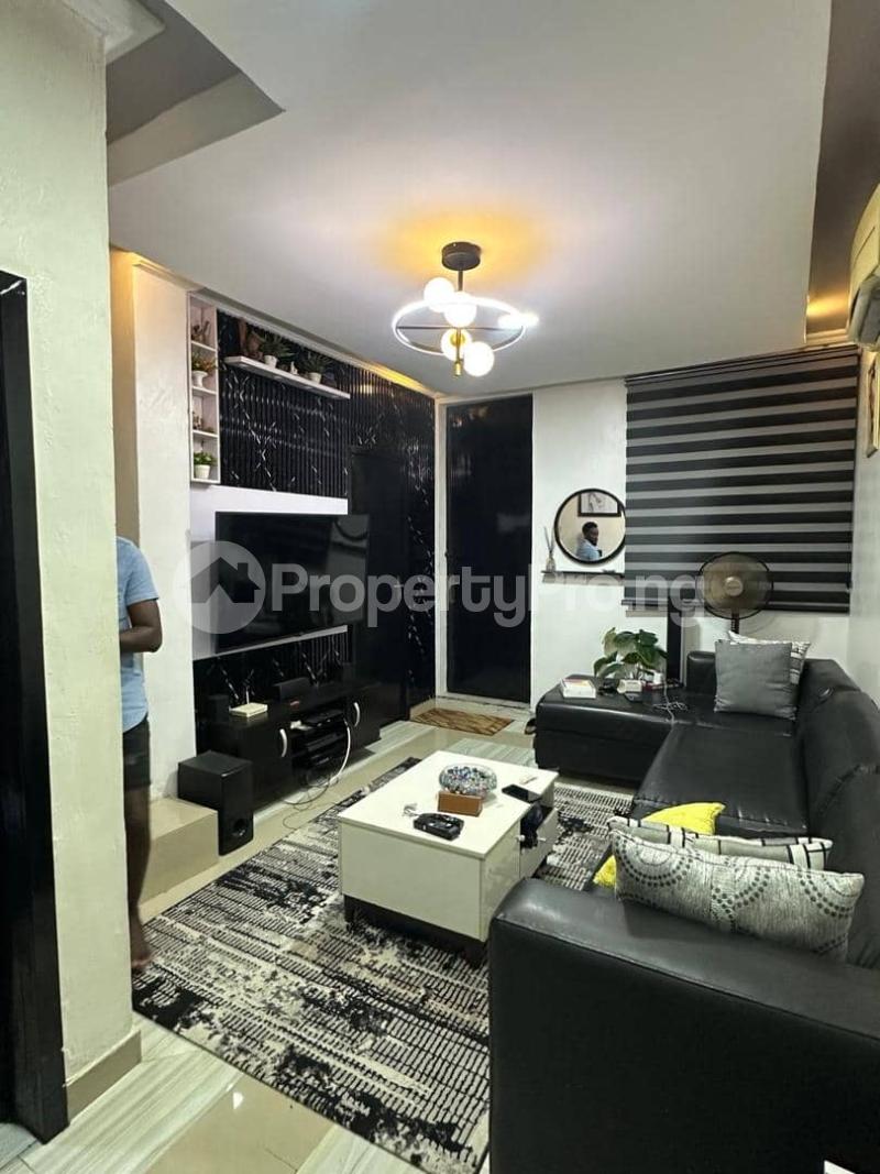 1 bedroom Flat / Apartment for sale Ilawe Street Ifako-gbagada Gbagada Lagos