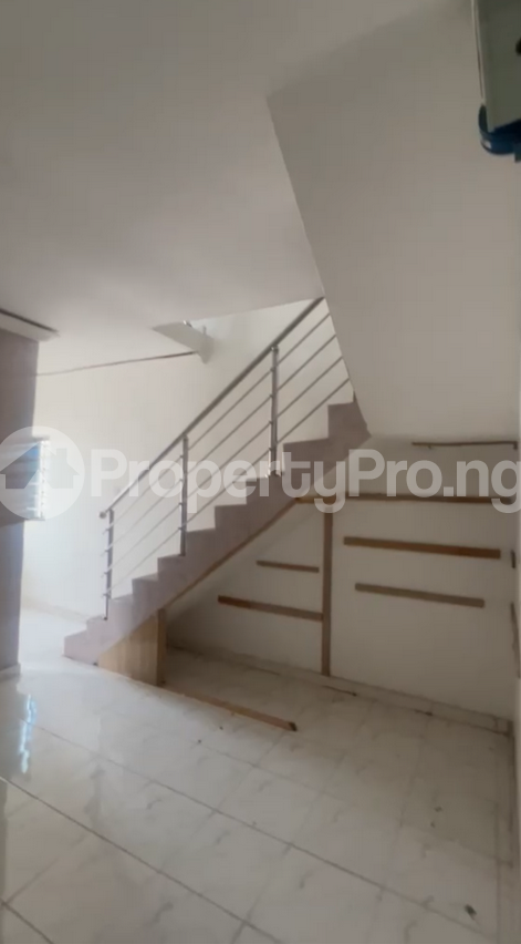 3 bedroom House for rent Palmgrove Shomolu Lagos