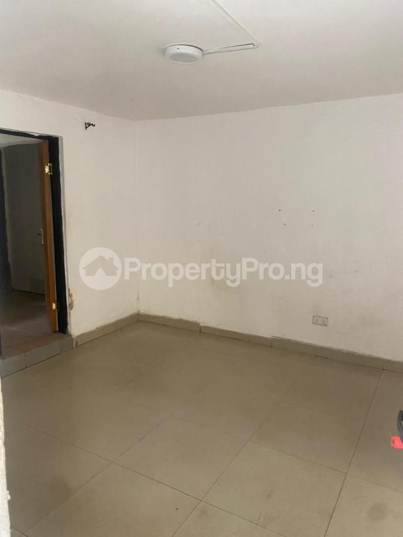 Flat / Apartment for rent Ogunlana Drive Surulere Lagos