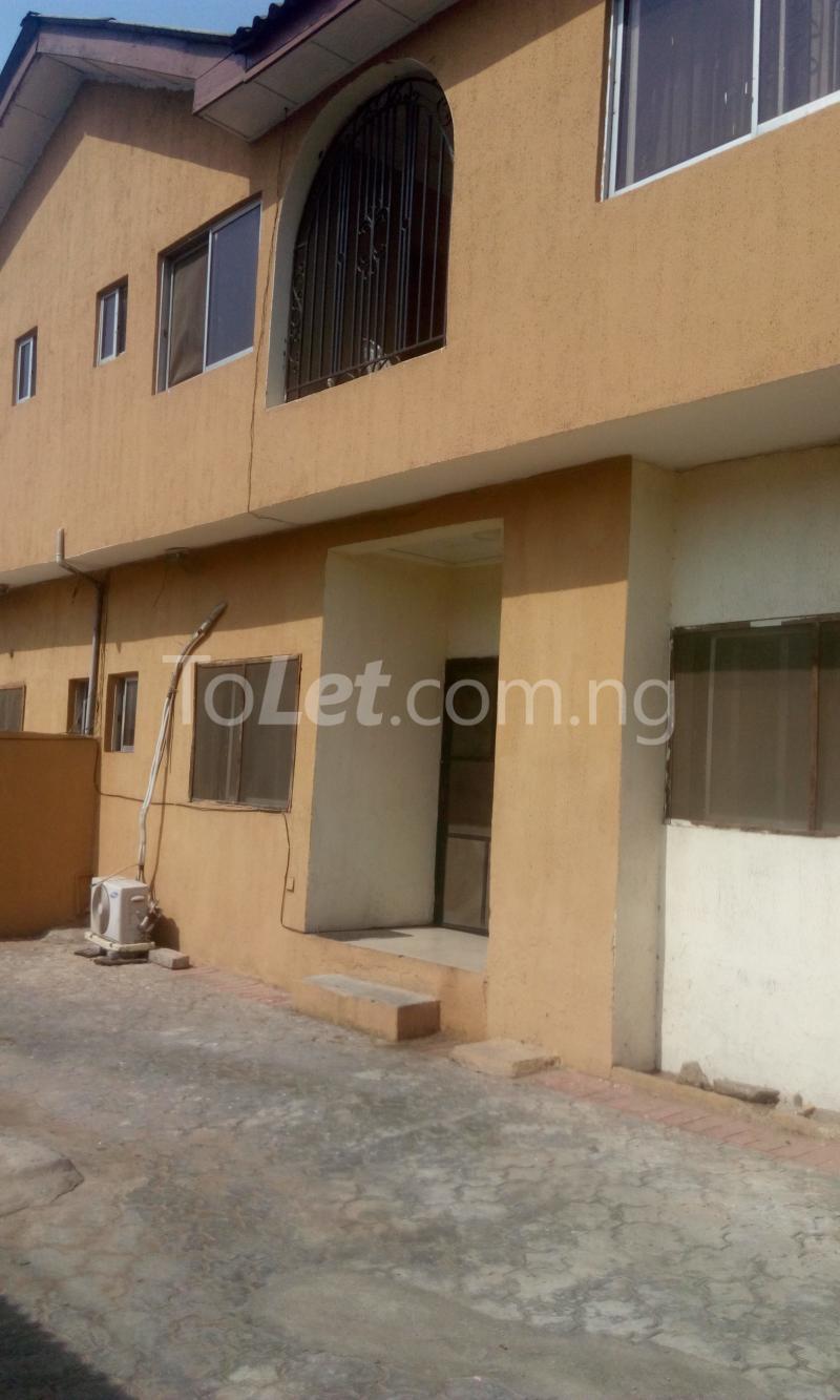 1 bedroom Flat / Apartment for rent 12b Kola Amodu Cr, Off Olumuyiwa Taiwo Street, Magodo Kosofe/Ikosi Lagos