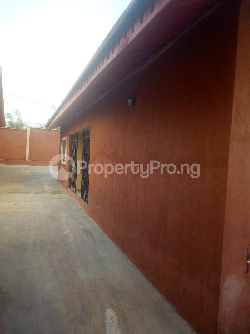 1 bedroom Flat / Apartment for rent Main Oluyole Oluyole Estate Ibadan Oyo