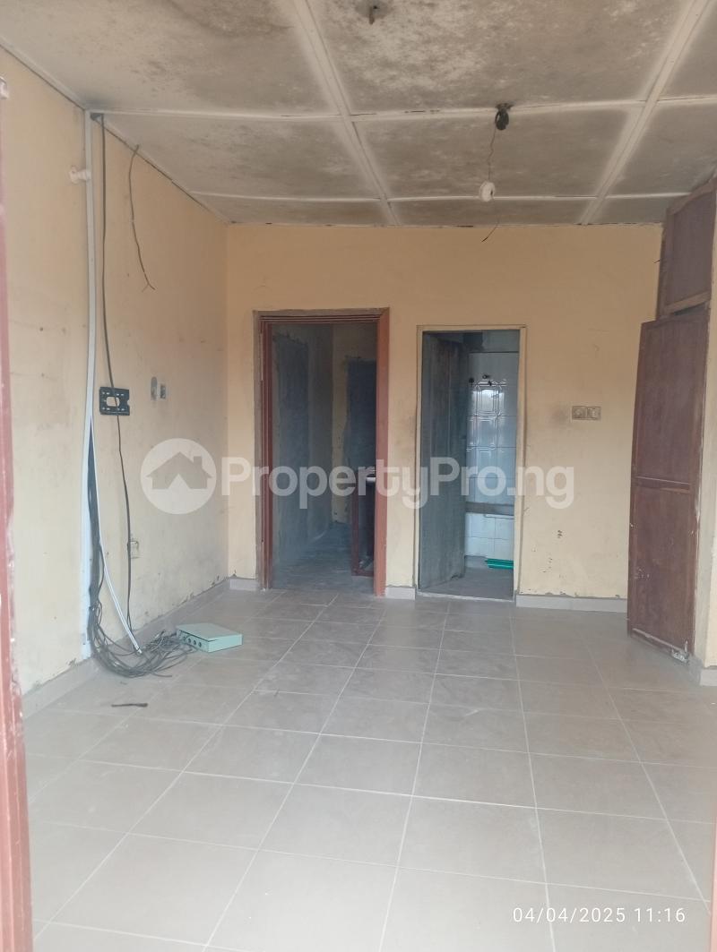 1 bedroom Flat / Apartment for rent Akinde Ikotun/Igando Lagos