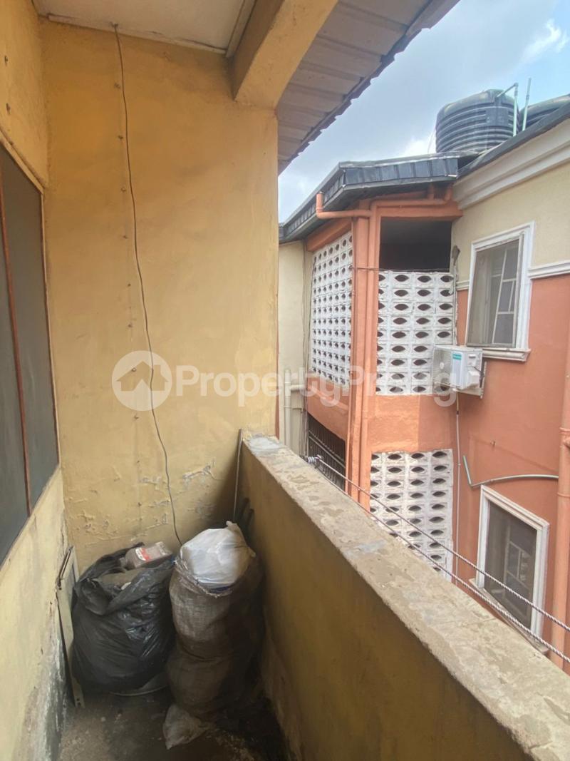 1 bedroom Flat / Apartment for rent Abule Oja, Abule-Ijesha Yaba Lagos