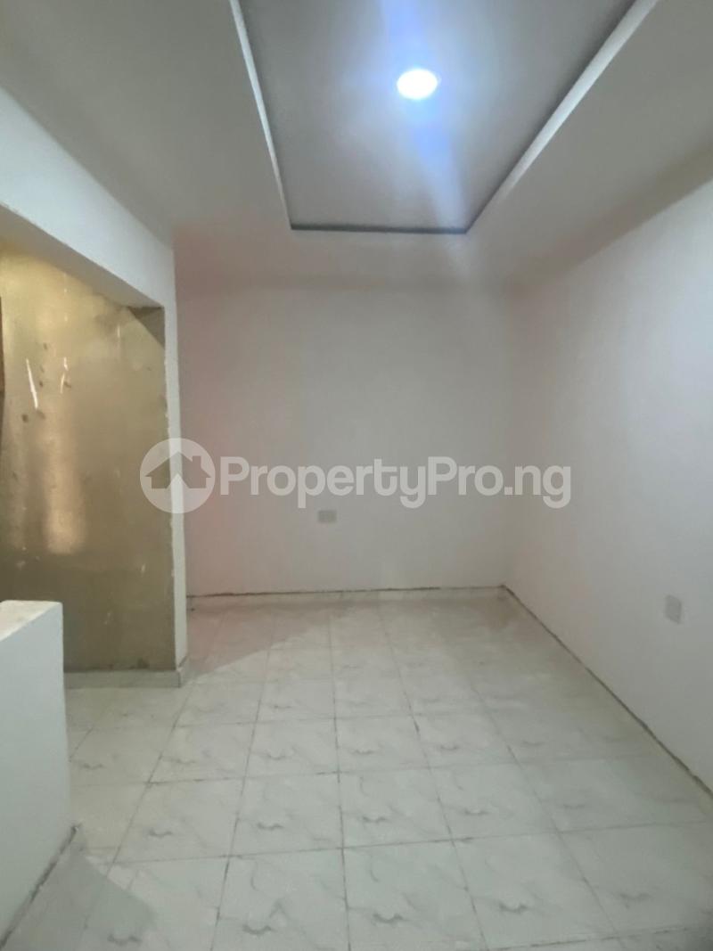 1 bedroom Flat / Apartment for rent Shomolu Lagos