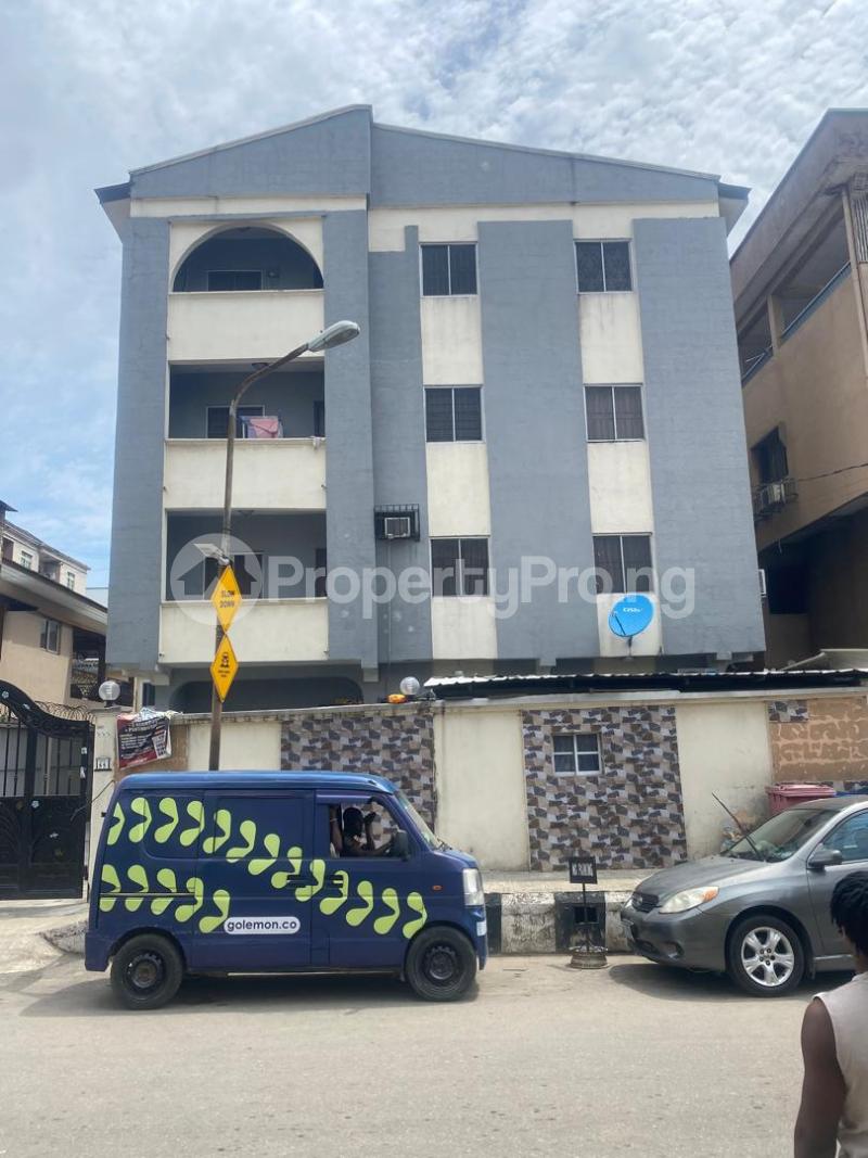 1 bedroom Flat / Apartment for rent Alagomeji Yaba Lagos
