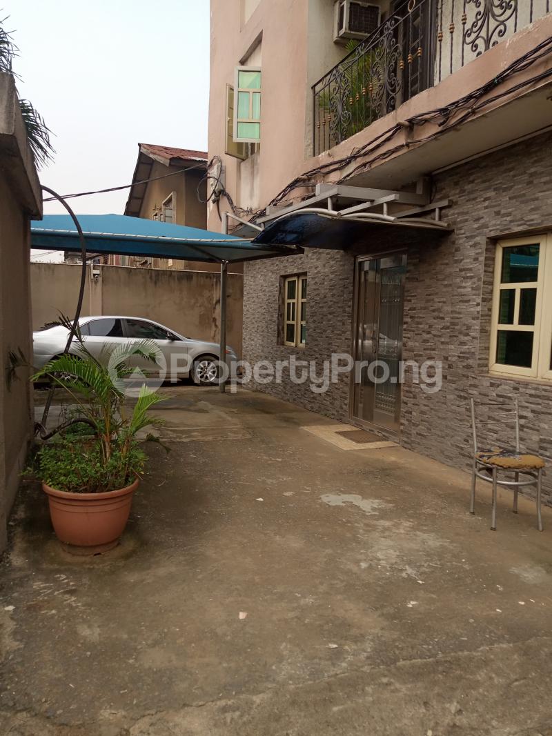 1 bedroom Flat / Apartment for rent Fadeyi Jibowu Yaba Lagos - 0