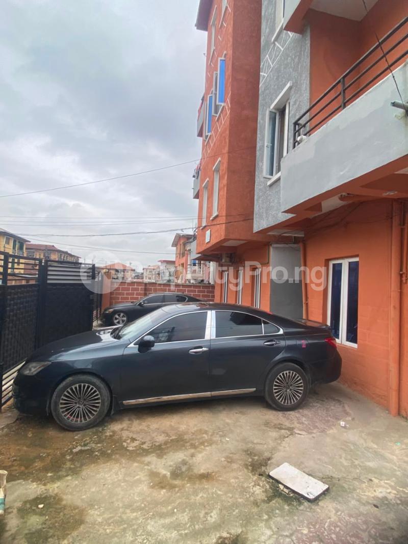 1 bedroom Flat / Apartment for rent Folagoro Fola Agoro Yaba Lagos