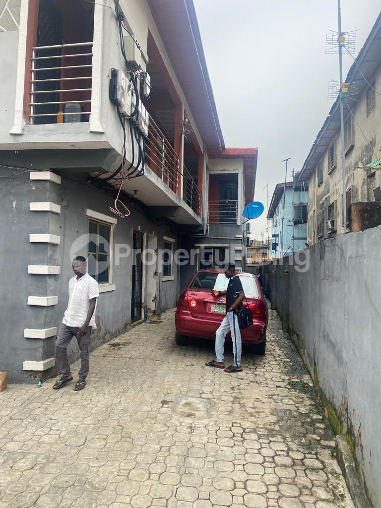 1 bedroom Flat / Apartment for rent Fola Agoro Yaba Lagos