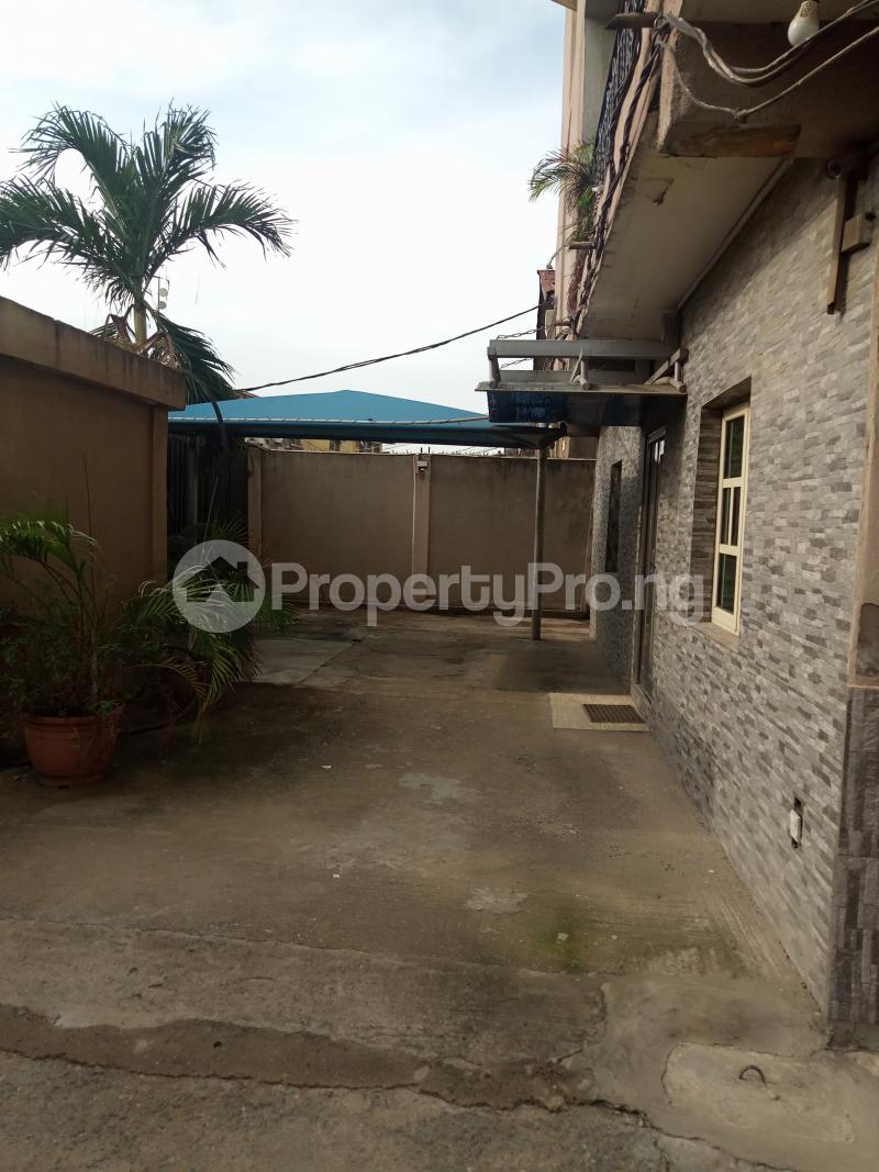 1 bedroom Flat / Apartment for rent Fadeyi Jibowu Yaba Lagos
