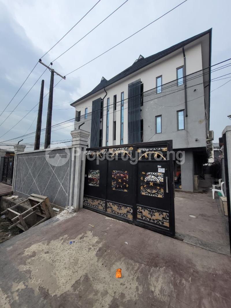 2 bedroom House for rent Precisely Pedro Gbagada Phase 1 Gbagada Lagos