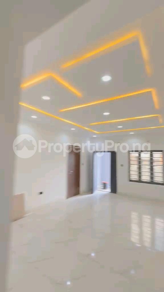 1 bedroom Flat / Apartment for rent Off Pedro Road Shomolu Lagos