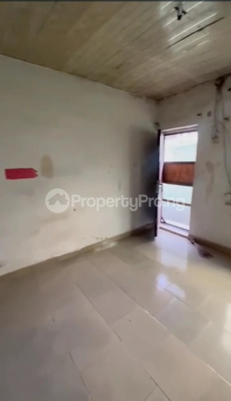 Flat / Apartment for rent Abule-Ijesha Yaba Lagos - 0