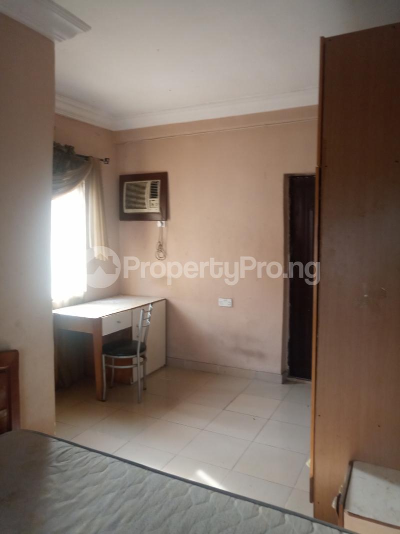 1 bedroom Flat / Apartment for rent Fadeyi Jibowu Yaba Lagos