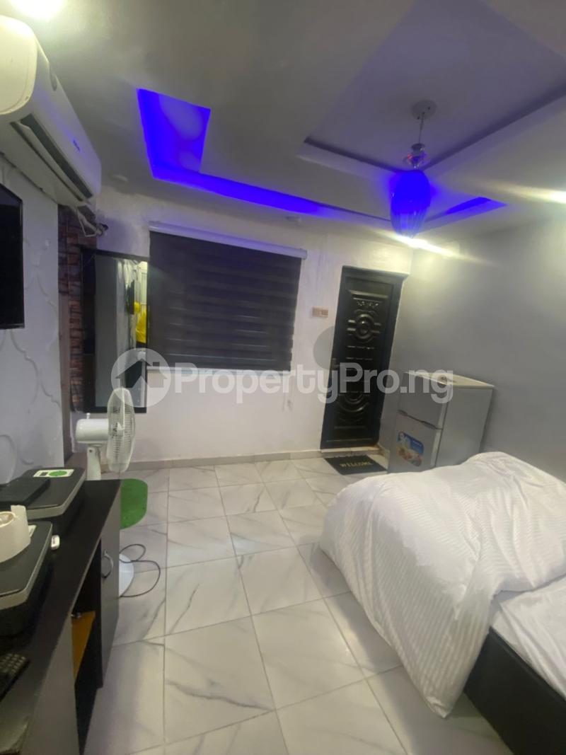 1 bedroom Flat / Apartment for shortlet Somolu Akoka Yaba Lagos