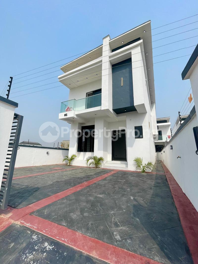 4 bedroom House for sale Lekki Lagos