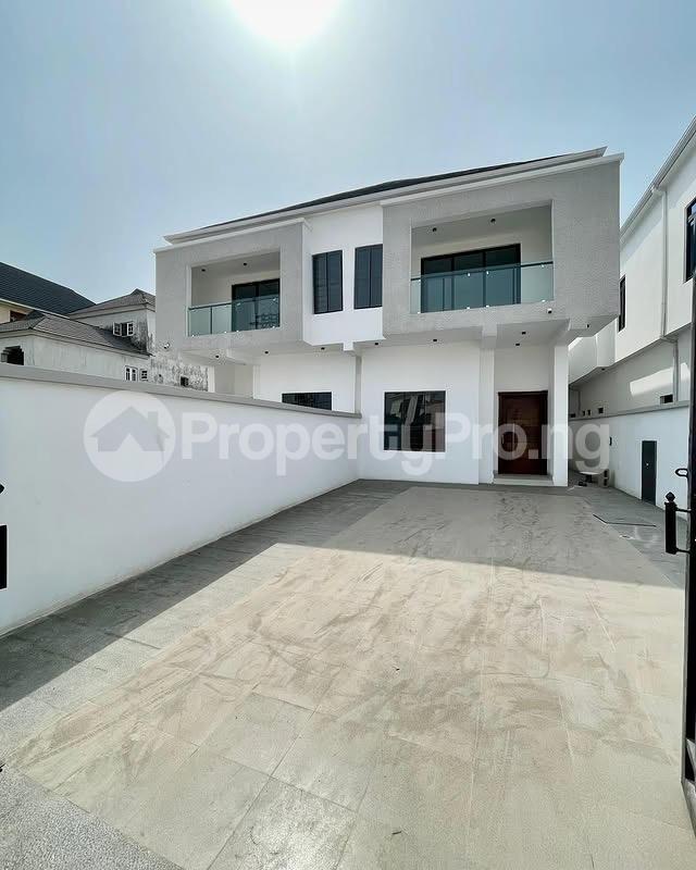 4 bedroom House for sale Ologolo Lekki Lagos
