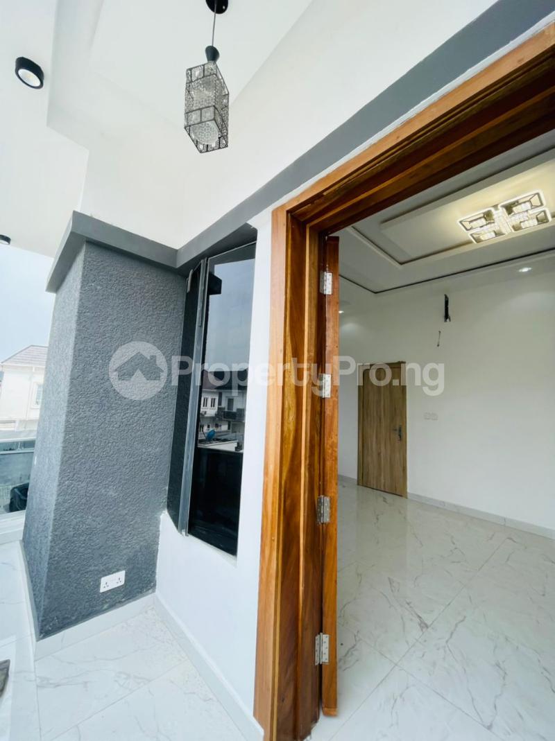 5 bedroom House for sale Osapa london Lekki Lagos