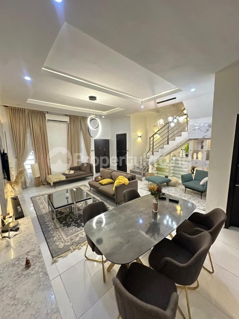 4 bedroom House for rent Ikota Lekki Lagos