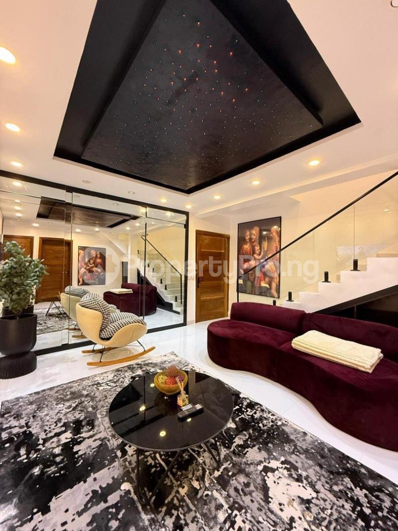 2 bedroom House for shortlet Ikate Lekki Lagos