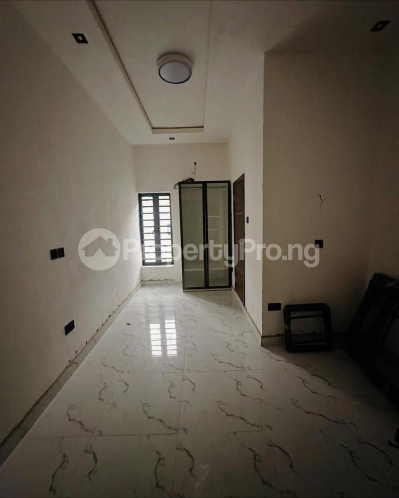 3 bedroom House for sale Oko oba Agege Lagos