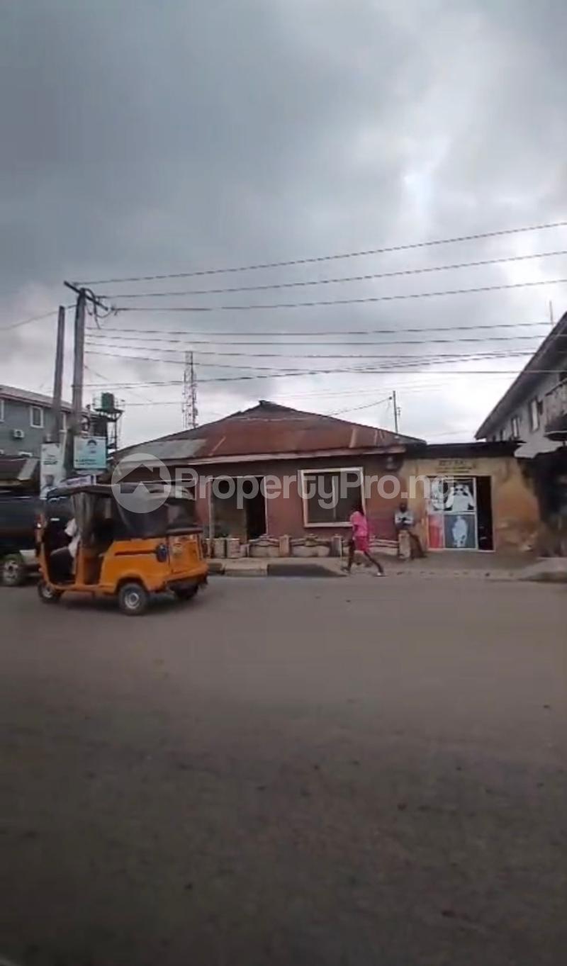 House for sale Pedro Road, Ladlak Bariga Lagos
