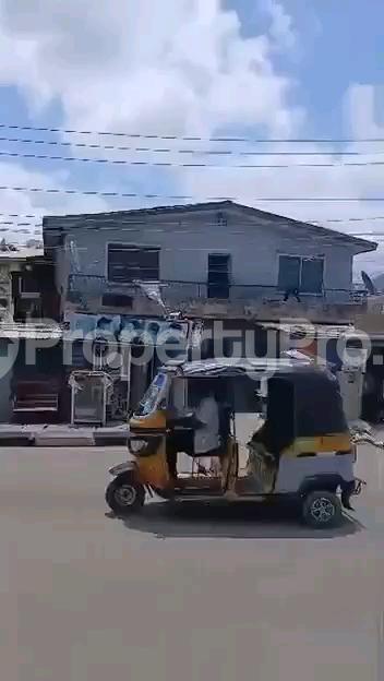Land for sale Pedro Road Shomolu Lagos