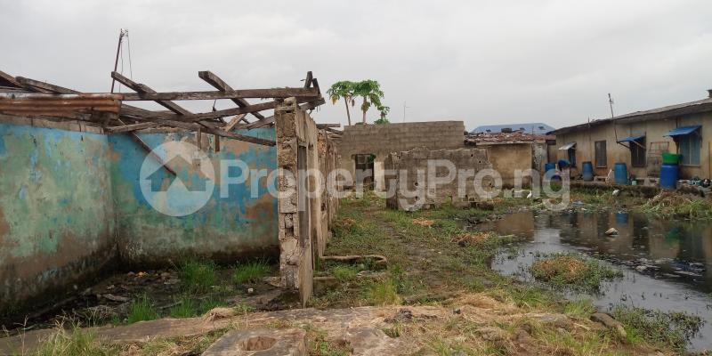 Land for sale Ogo Oluwa Oworonshoki Gbagada Lagos