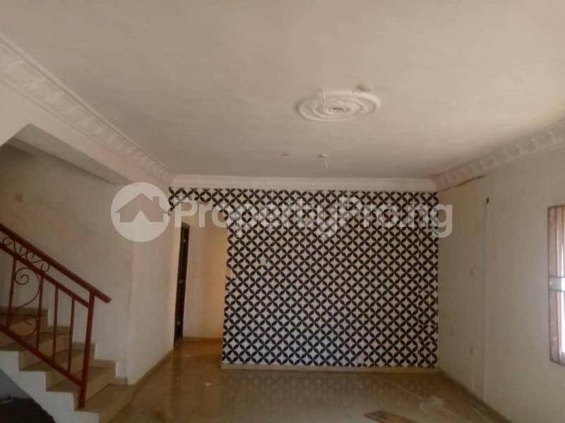3 bedroom Flat / Apartment for rent Water World Area,oluyole Estate Ibadan Oyo