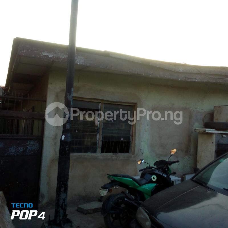 3 bedroom Commercial Property for rent Close To Health Centre Ebute Metta Yaba Lagos
