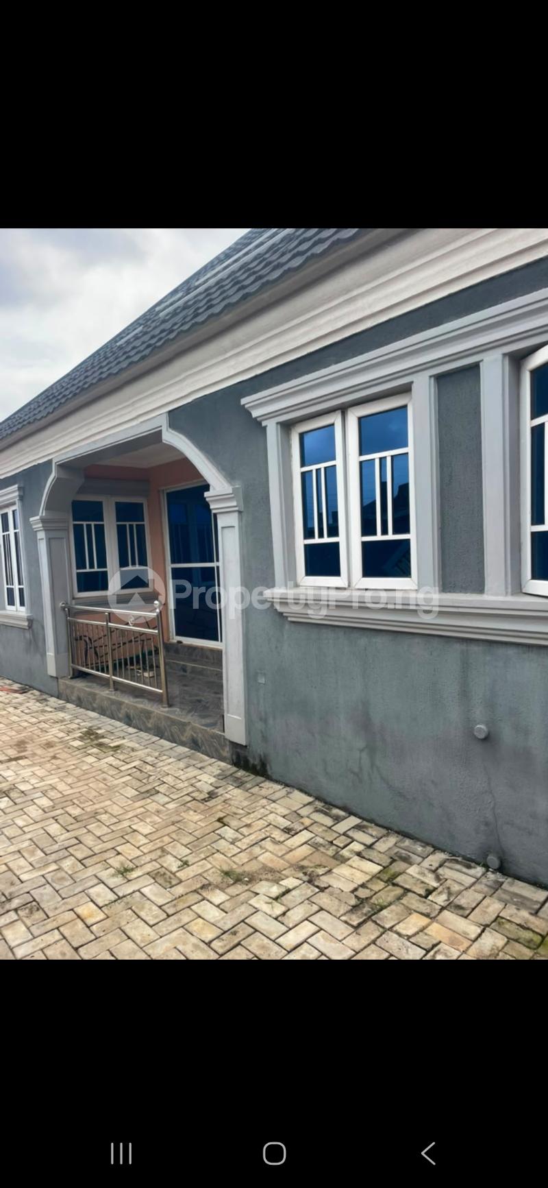 4 bedroom Flat / Apartment for rent Mogana, Elebu Akala Express Ibadan Oyo